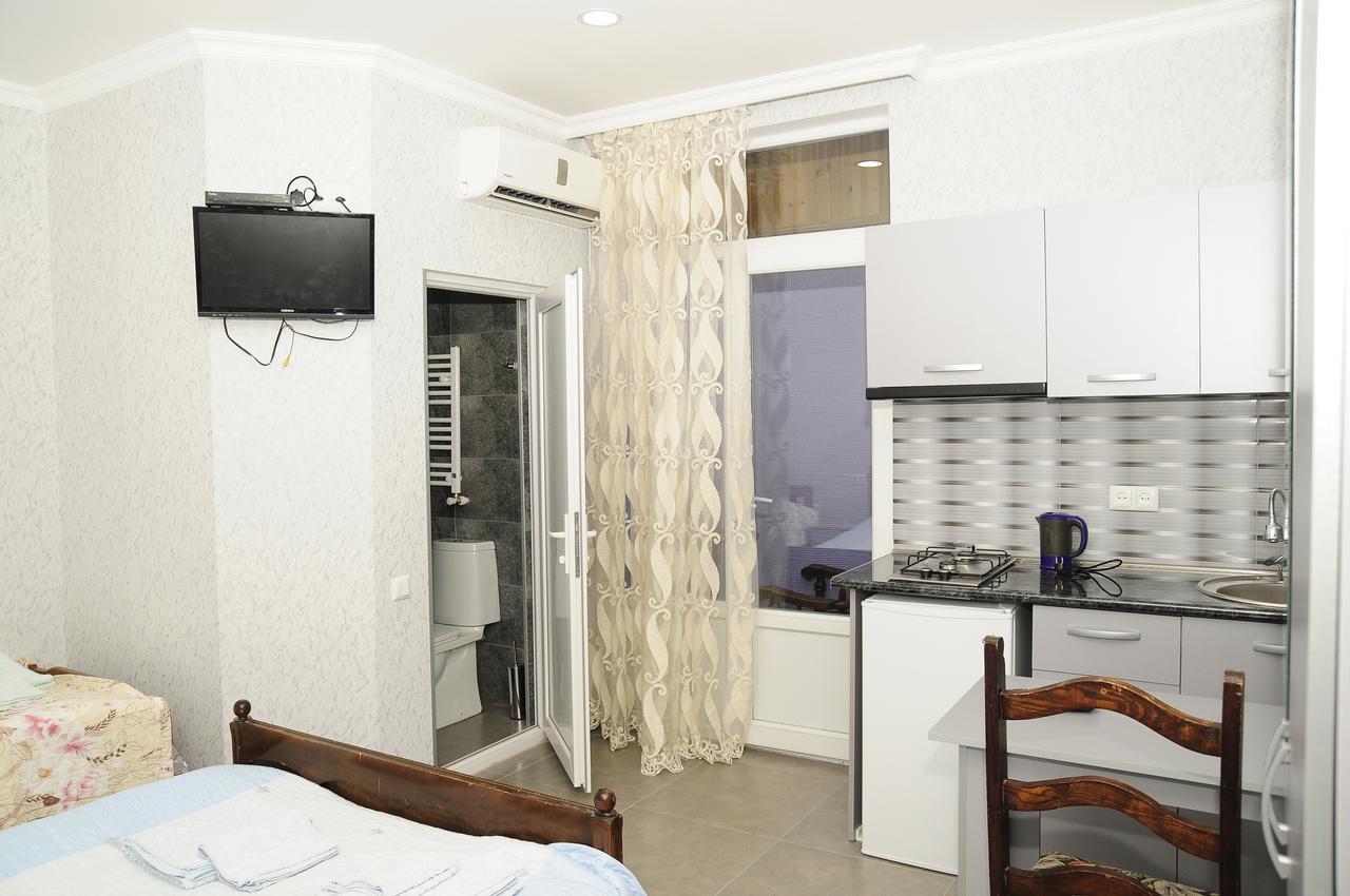 Riverside Hotel Borjomi ภายนอก รูปภาพ